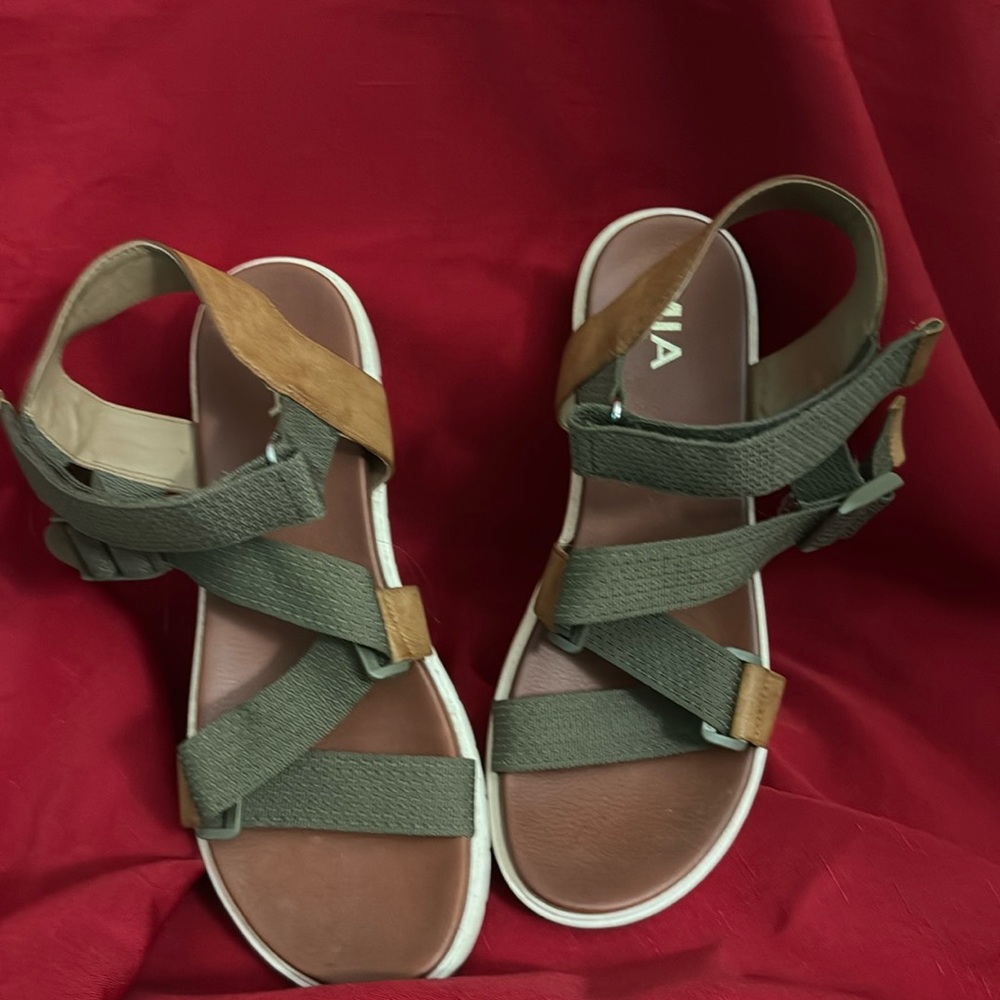 MIA Sandals, like brand new